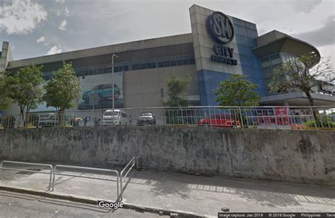 How to commute to SM City Fairview from Professional .